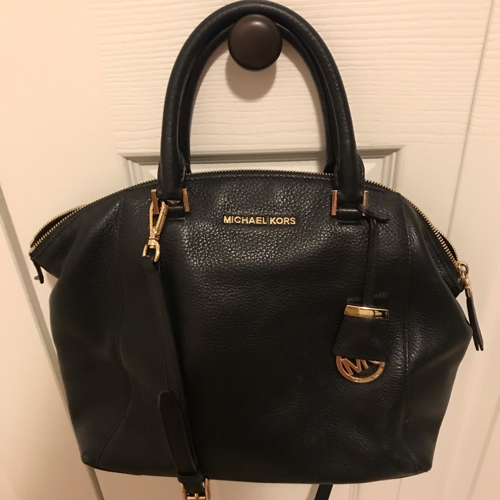 Michael Kors Riley Purse - Picture 2 of 11